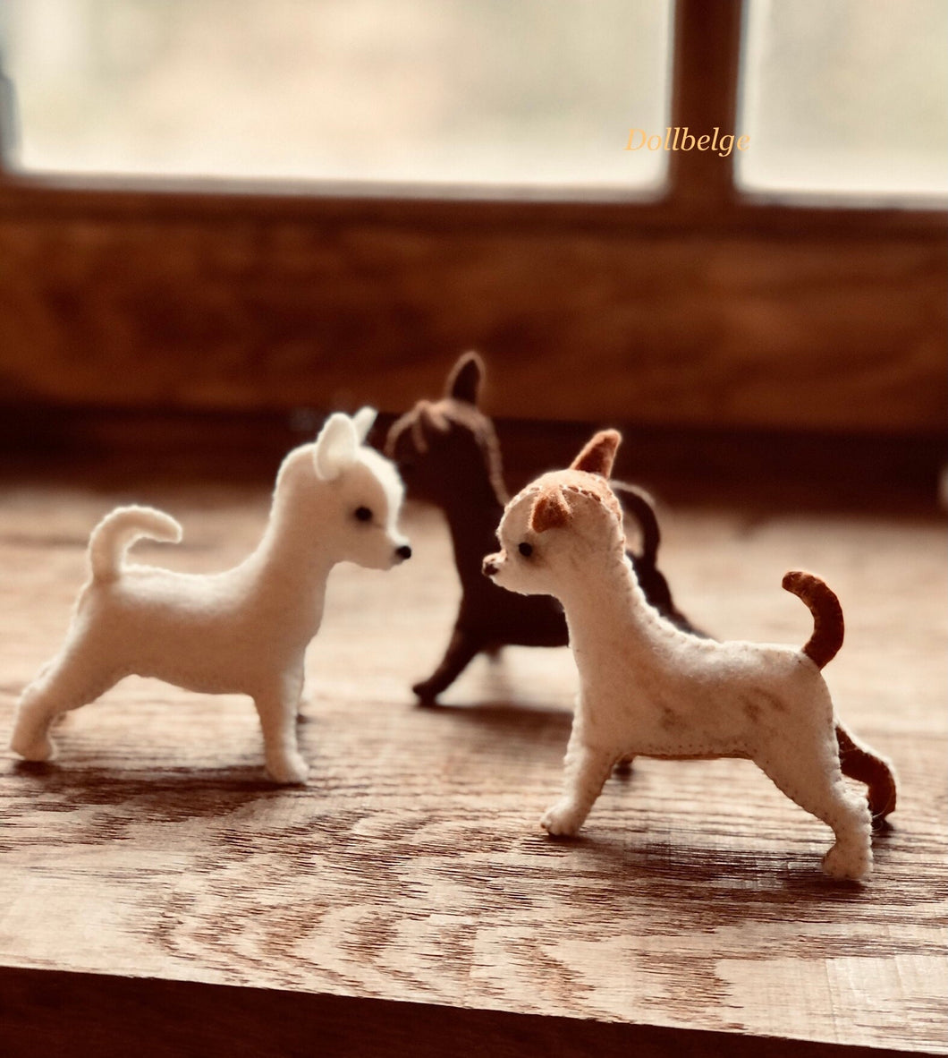 PDF Pattern - Chichi, the friendly chihuahua from felt - 10 cm