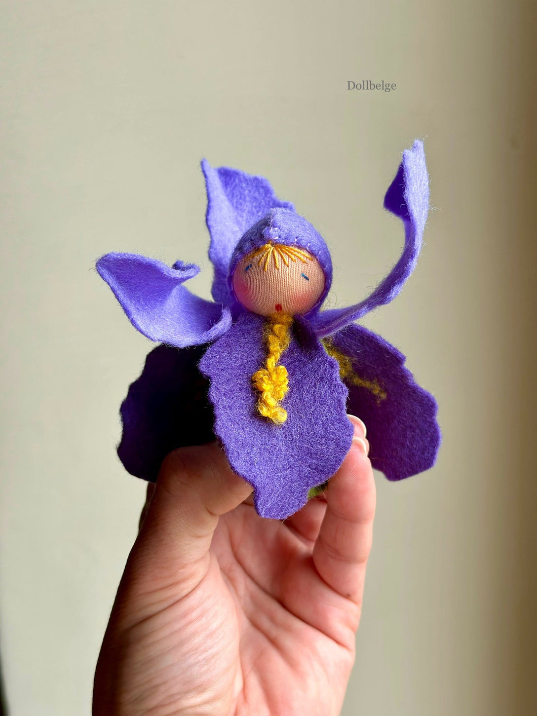 PDF Pattern and Tutorial - Bearded Iris