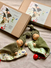 Load image into Gallery viewer, Foldable Blanket Gnome Doll Making Kit

